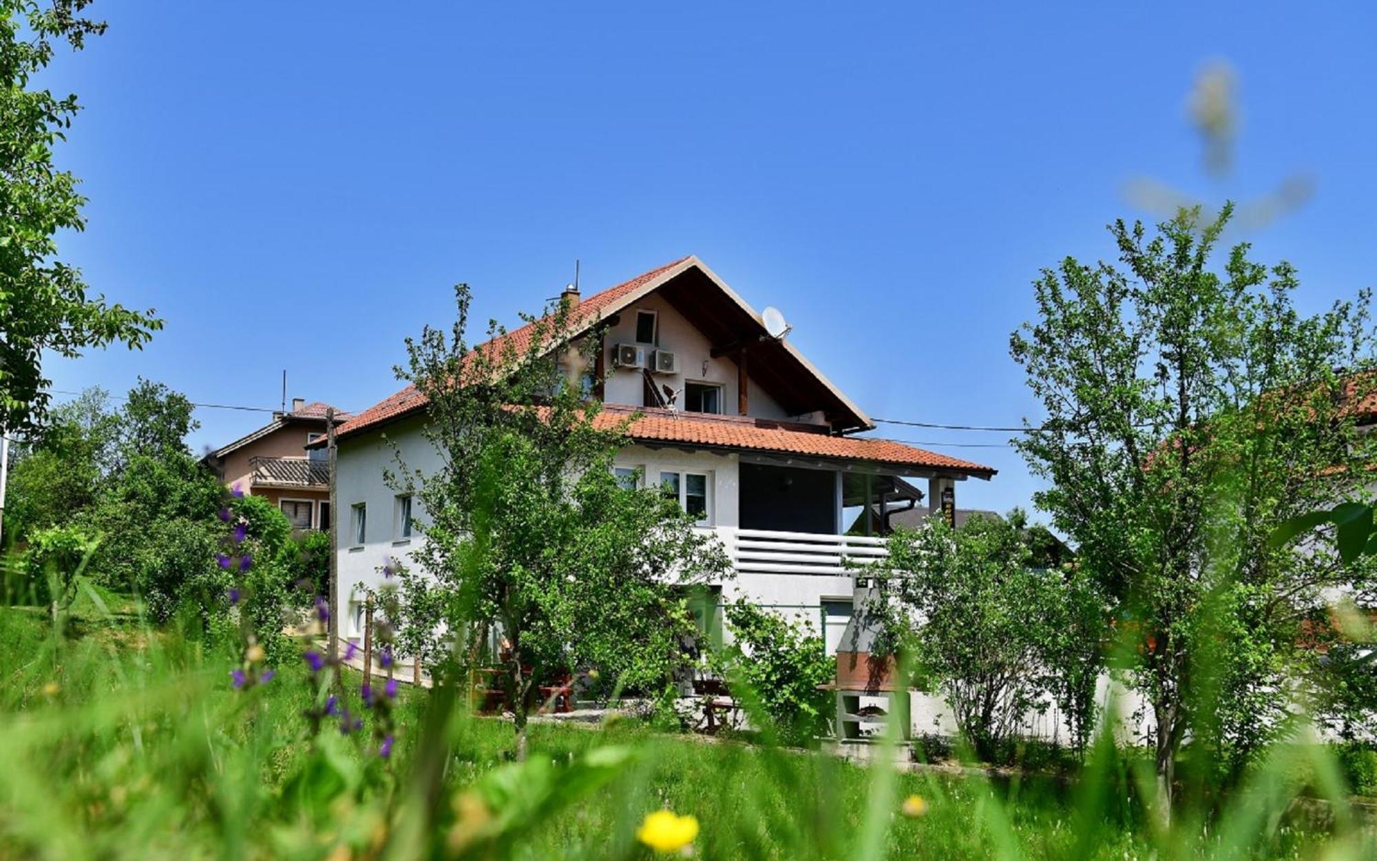 House Bicanic Селище Дрезницко Екстериор снимка